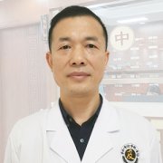 龚时龙